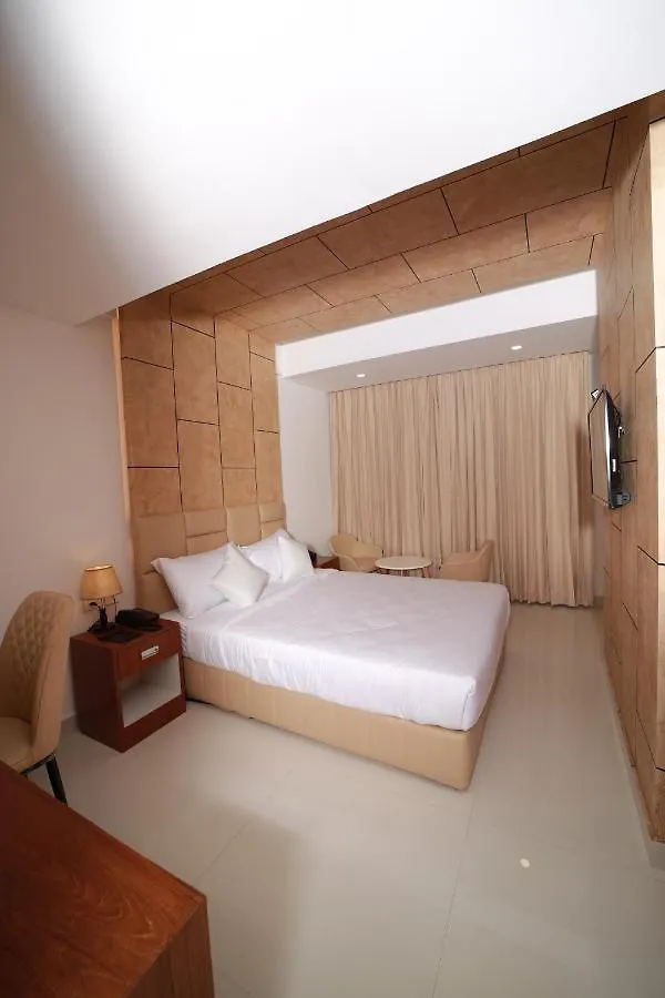فندق Royal Residency Kannangad 3*,